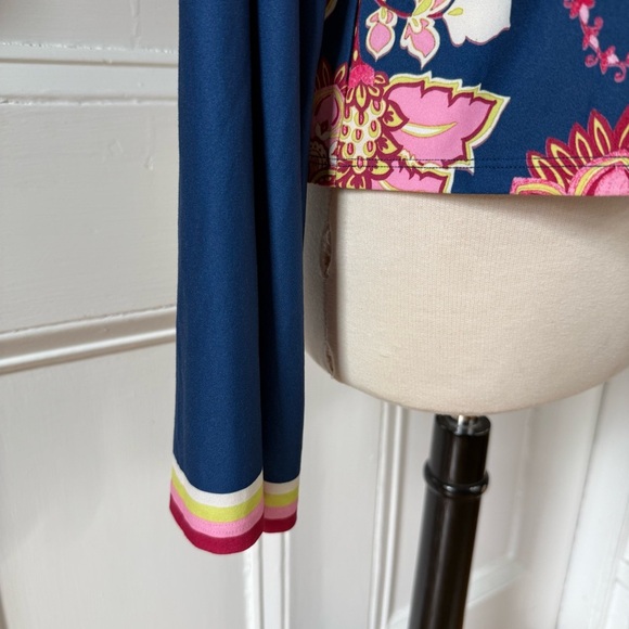 NWT Johnny Was Active Women’s Blue Pink Graphic Long Kimono Sleeve Shirt Large - Picture 3 of 16